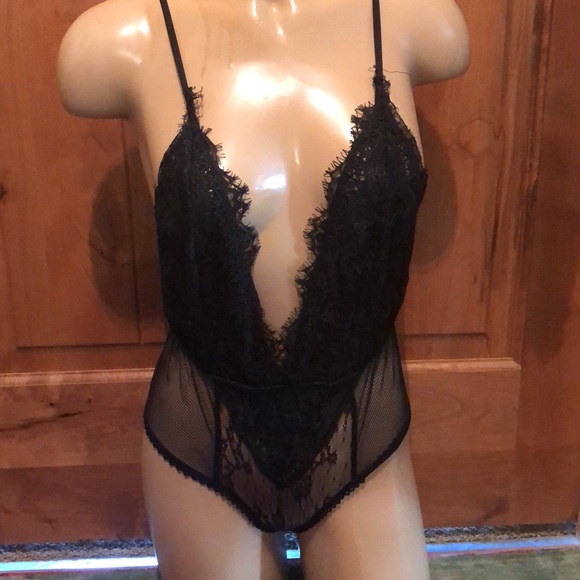Shein One piece black lace lingerie small bodysuit - Picture 4 of 8